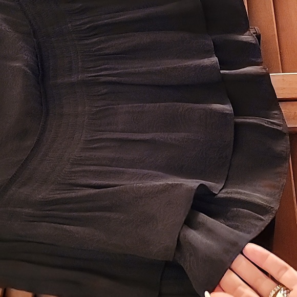 White House Black Market Tiered Skirt - Picture 5 of 8